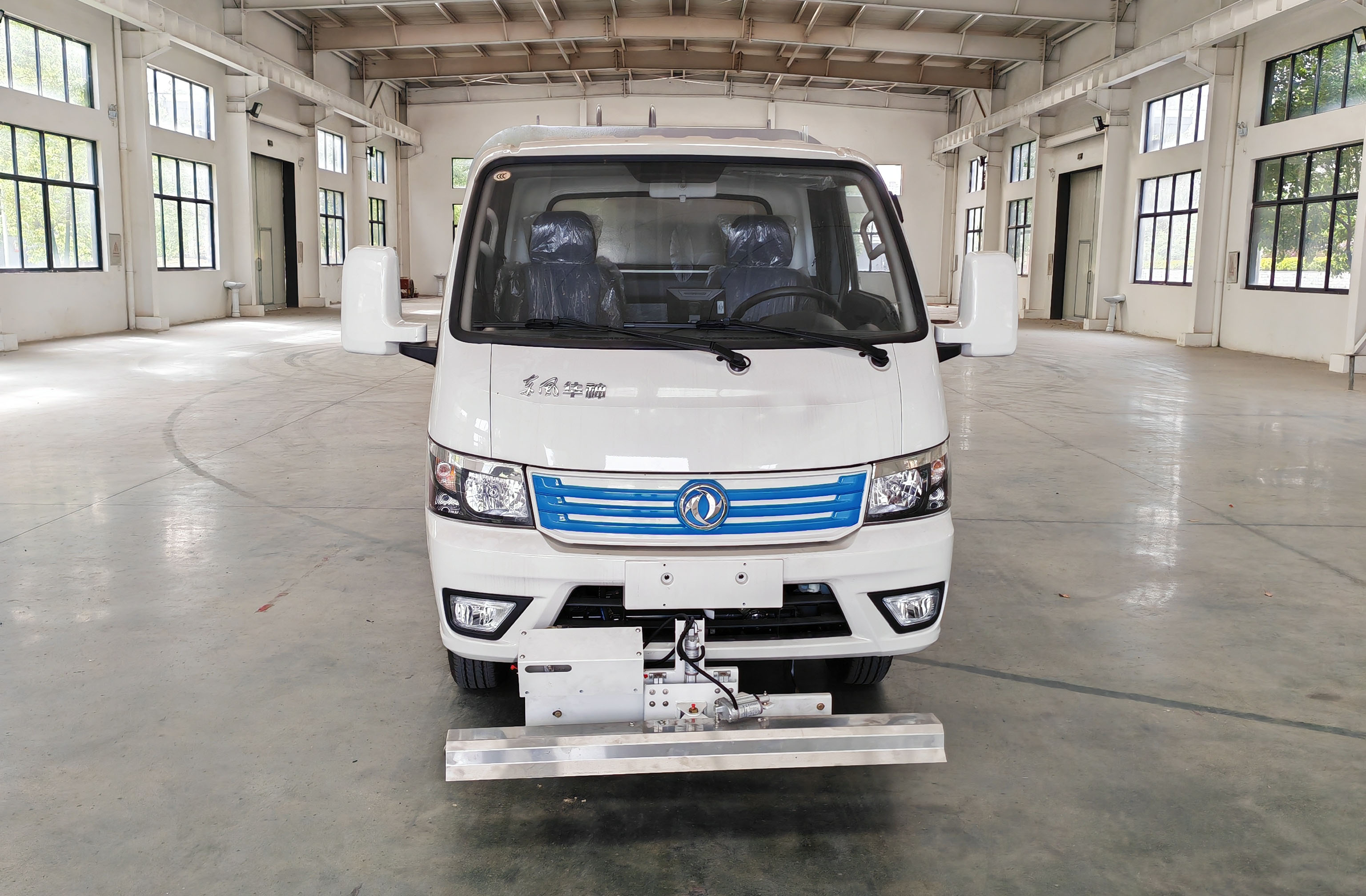 東風華神3方路面高端養護車圖片2